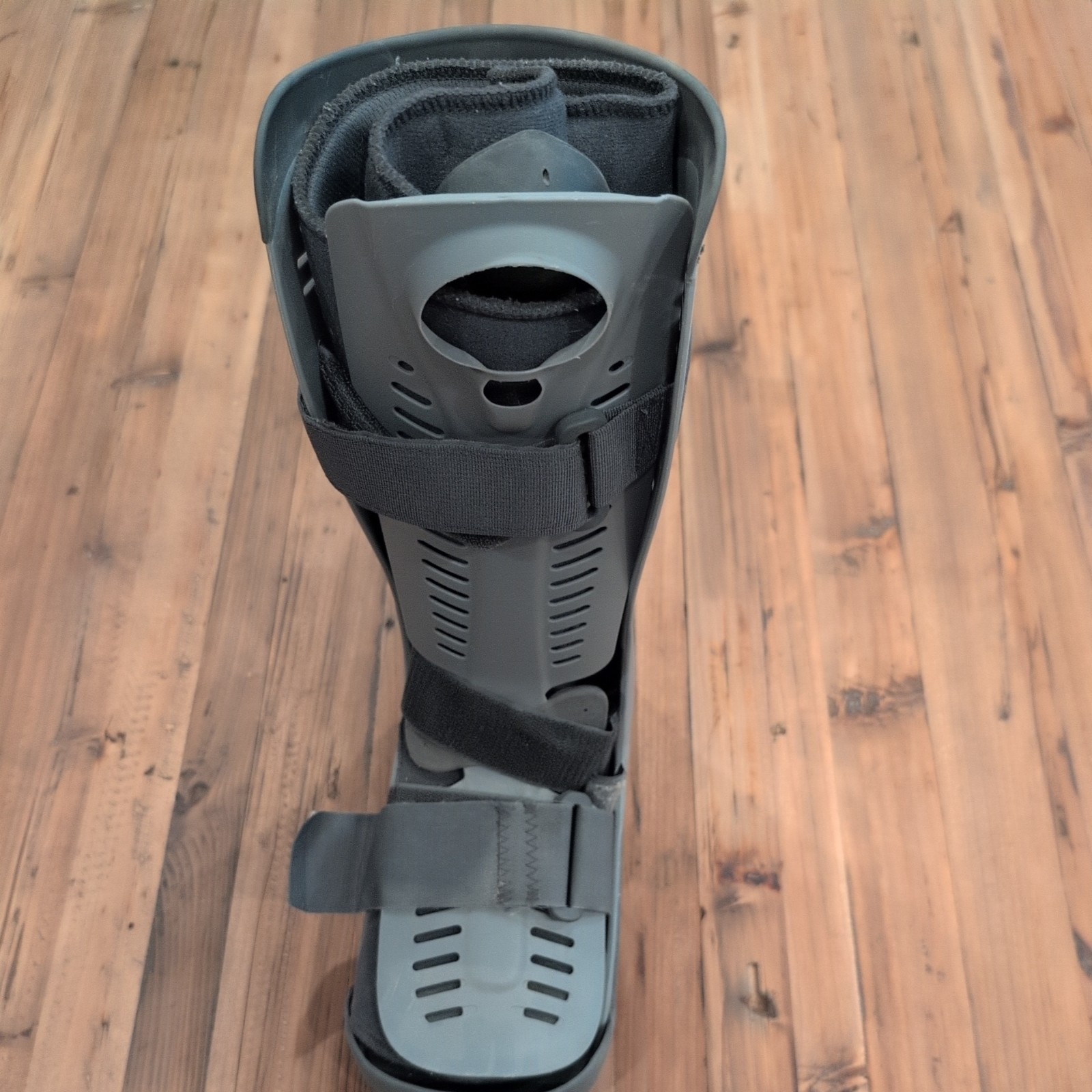 Ossur Rebound Air Walker Walking Boot Cast Ortho Foot Ankle Immobilizer Large Ossur Rebound Air Walker Walking Boot Cast Ortho Foot Ankle Immobilizer Large