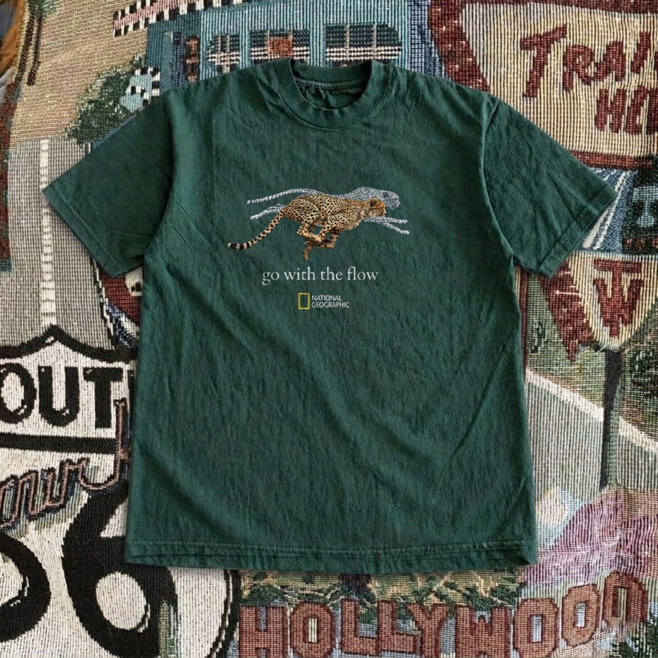 Vintage Style National Geographic Cheetah Graphic Forest Green T-shirt ??