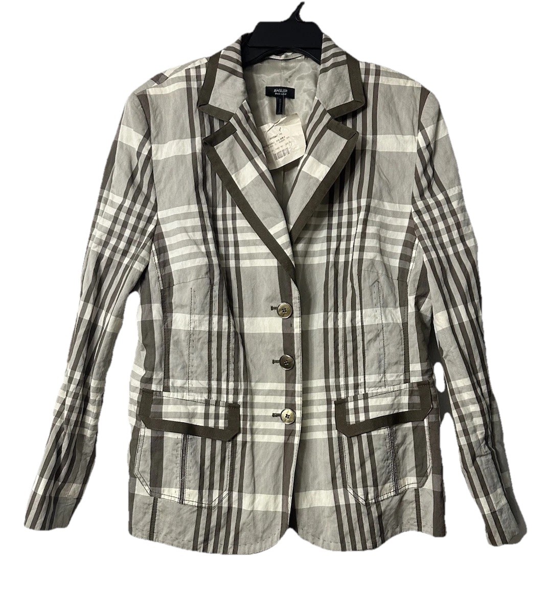 NWOT Basler Black Label Womens Three Button Lightweight Blazer Jacket Size L