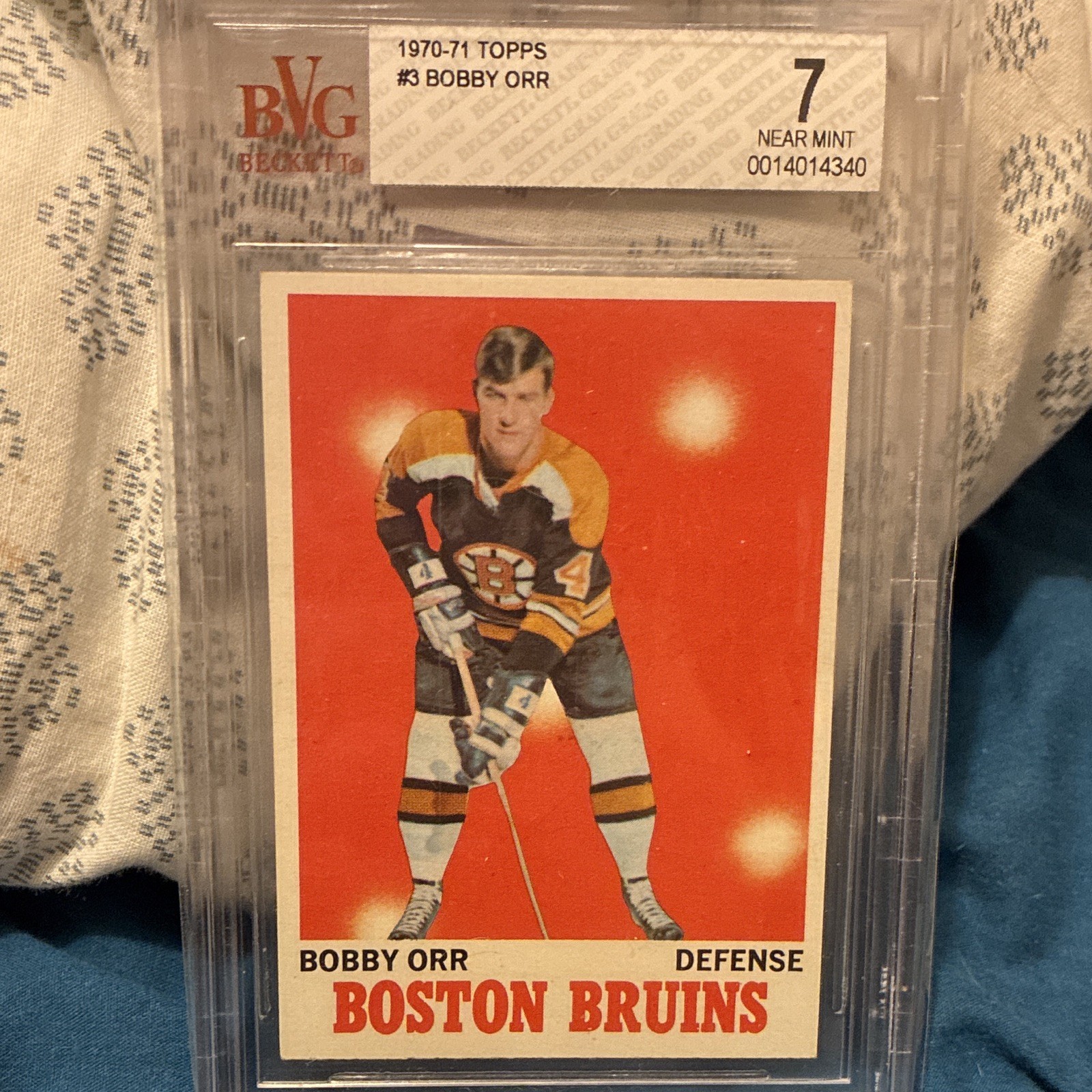 Topps 1970-71 Bobby Orr #3 Boston Bruins BVG 7 Topps 1970-71 Bobby Orr #3 Boston Bruins BVG 7