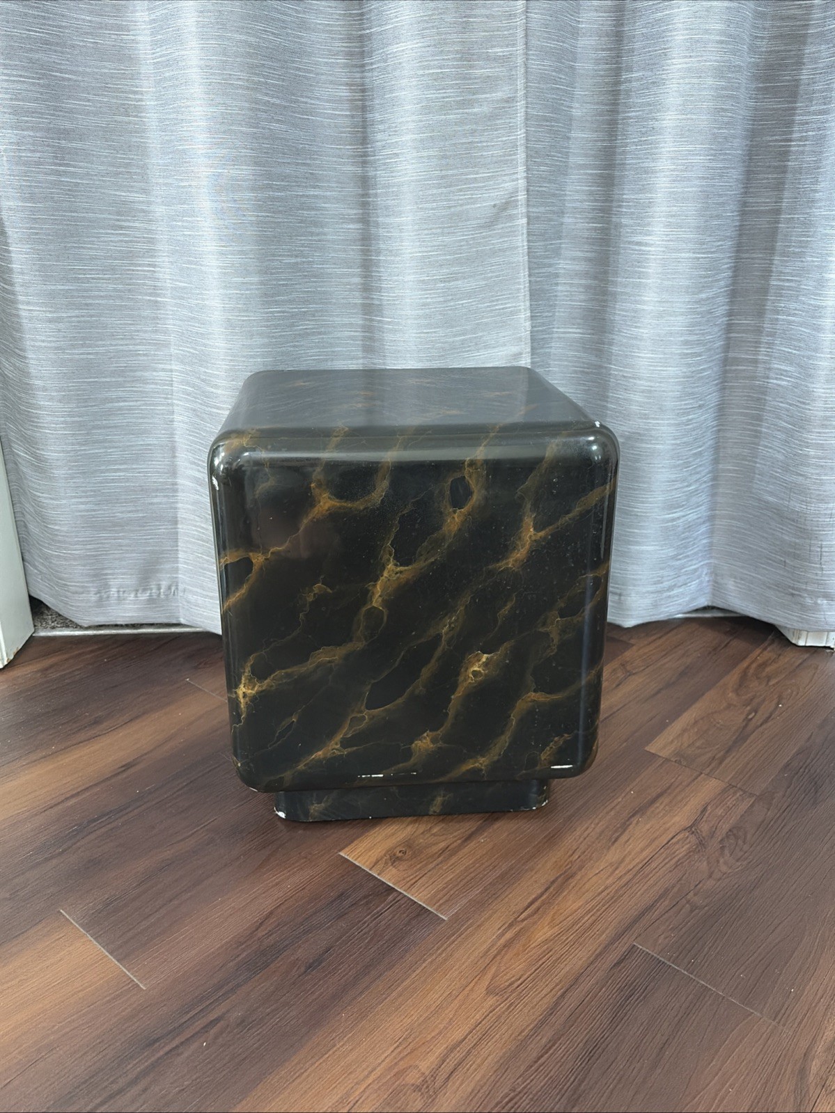 VTG MCM Hand Painted Maitland Smith Marble Patterned Cube Pedestal Side Table
