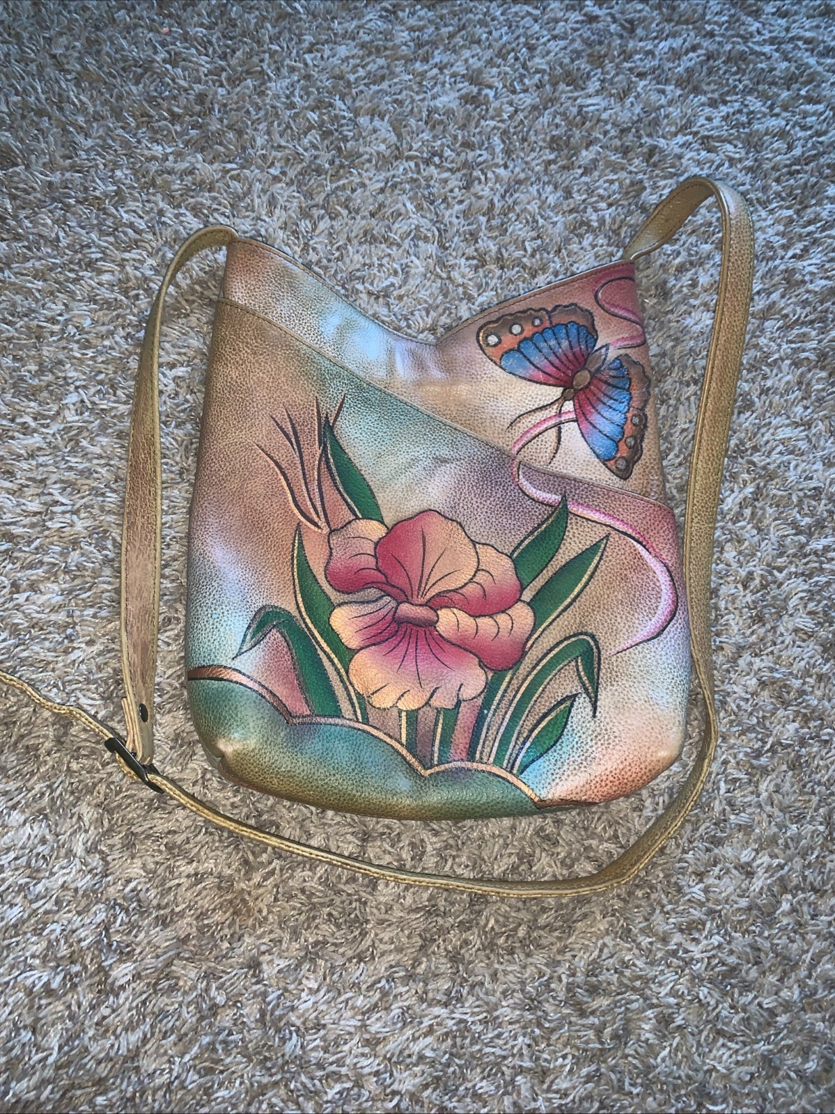 ANNA BY ANUSHKA USED PURSE HANDPAINTED FLORAL LEATHER SIGNS OF WEAR WOMENS PURSE ANNA BY ANUSHKA USED PURSE HANDPAINTED FLORAL LEATHER SIGNS OF WEAR WOMENS PURSE