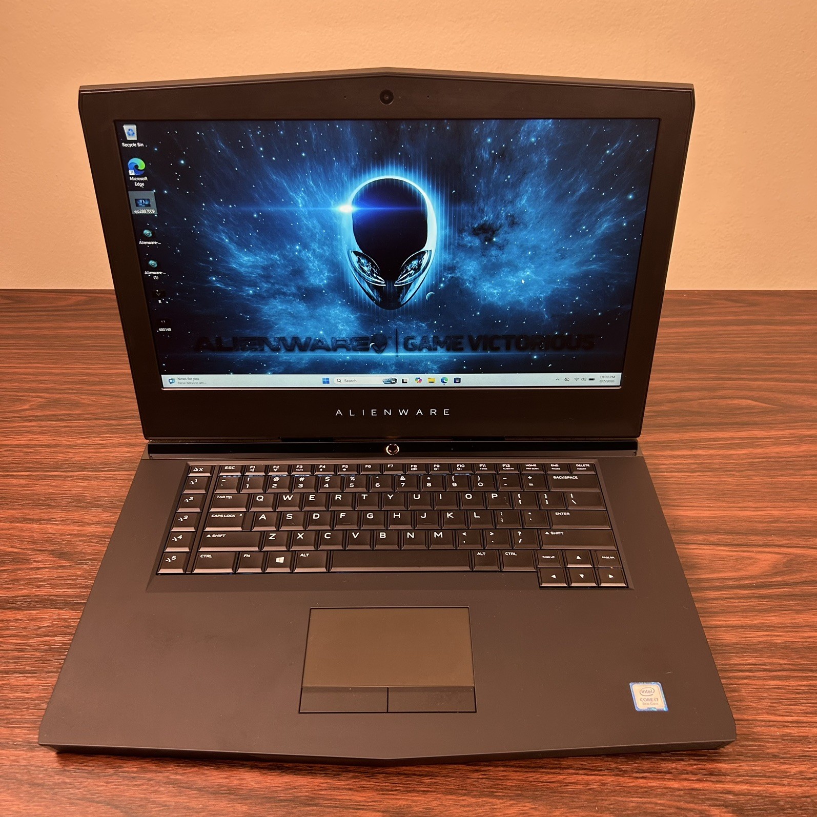 Dell Alienware 15 R4 Gaming Laptop/i7-8750H/16GB/1TB HDD+256GB SSD/GTX 1070 8GB