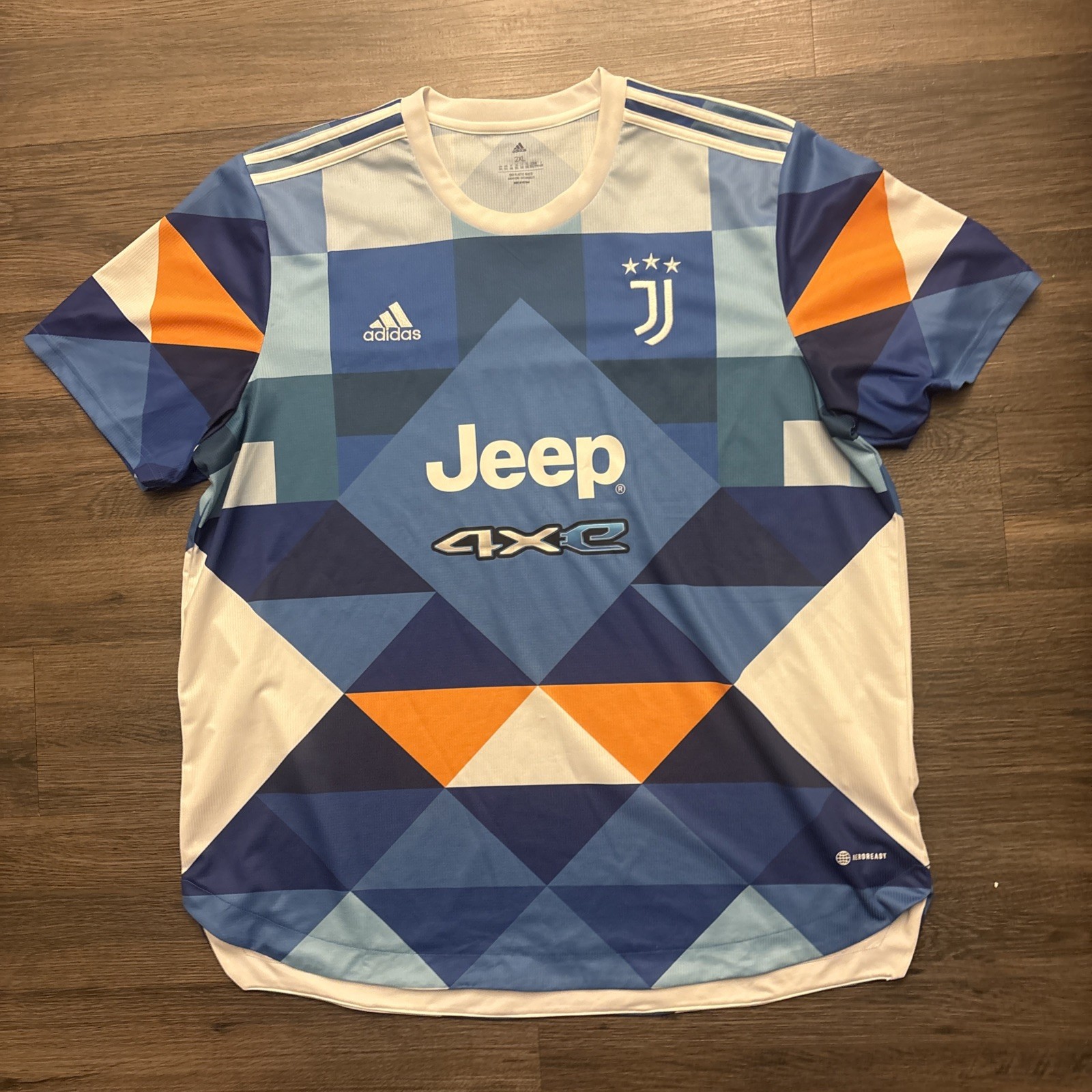Juventus Adidas 2022/23 4th Kobra Edition Stadium Jersey Size 2XL 26x32 Juventus Adidas 2022/23 4th Kobra Edition Stadium Jersey Size 2XL 26x32