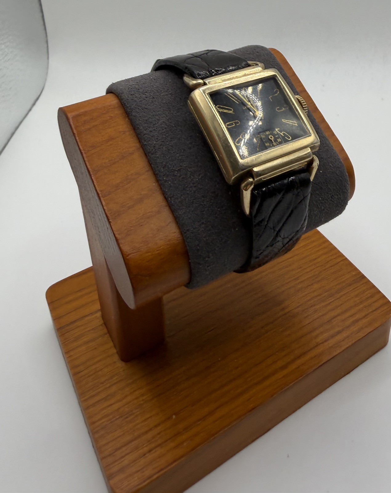 Vintage Longines Square Black Dial Fancy Lugs Sub Seconds Manual Wind Watch