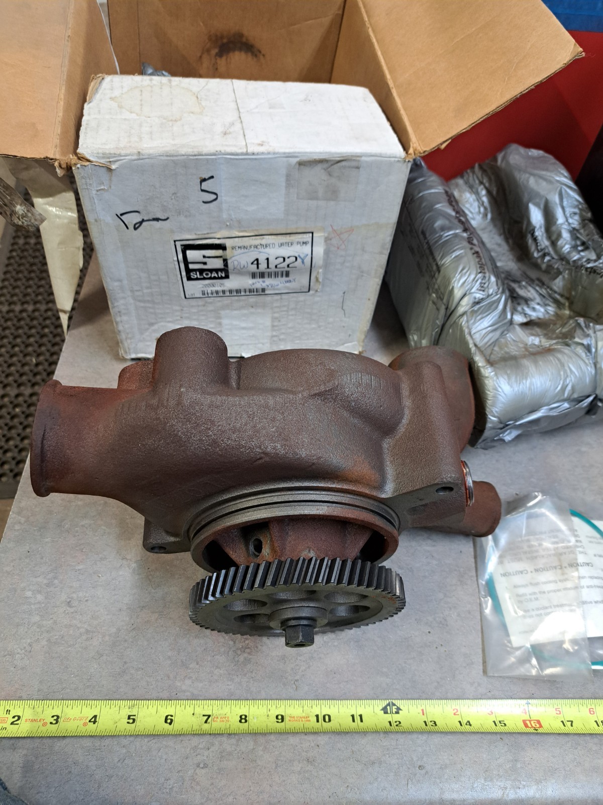 NOS Sloan 4122 Water Pump Re-manufactured fits Detroit Diesel 50 & 60 Series NOS Sloan 4122 Water Pump Re-manufactured fits Detroit Diesel 50 & 60 Series