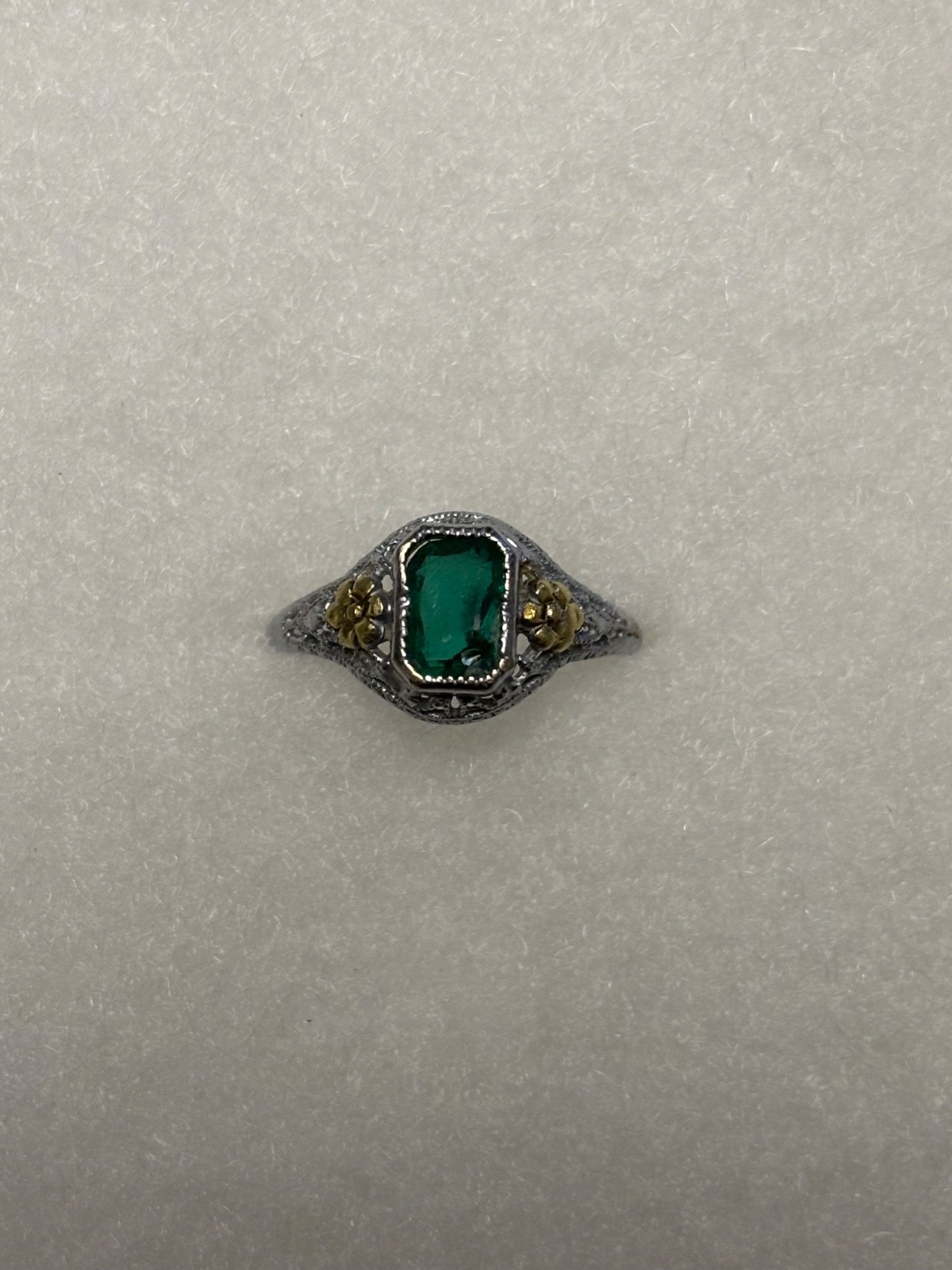 Antique Art Deco A&S 10K White Gold Filigree Ring c. 1920s–30s