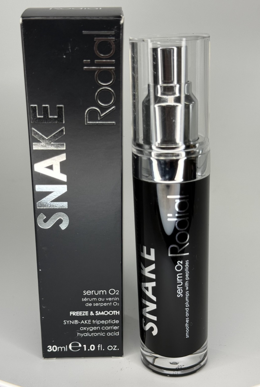 RODIAL Snake Serum O2 High-Performance Serum with Blurring - 1 floz *NEW in Box*