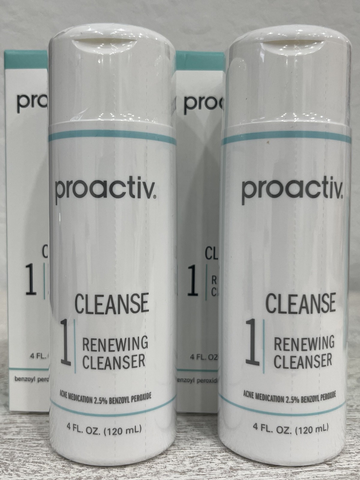 Proactiv Renewing Cleanser 4oz TWO Bottles (8 oz total) Cleanse 09/2027 Expiry Proactiv Renewing Cleanser 4oz TWO Bottles (8 oz total) Cleanse 09/2027 Expiry