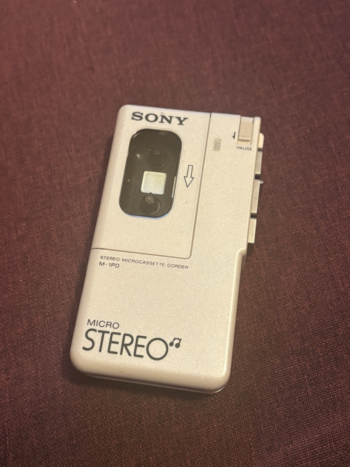 Stereo Microcassette Player Sony M-1PD Stereo Microcassette Player Sony M-1PD