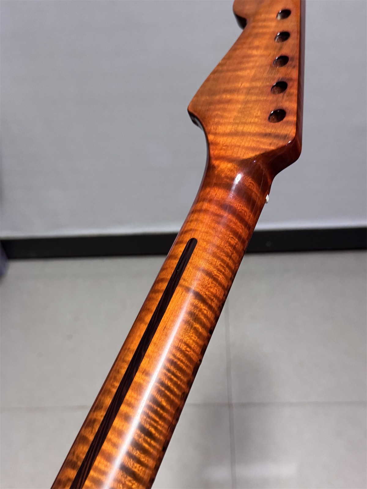 Low price Gloss 22Fret  Flame maple Electric guitar neck part 25.5inch