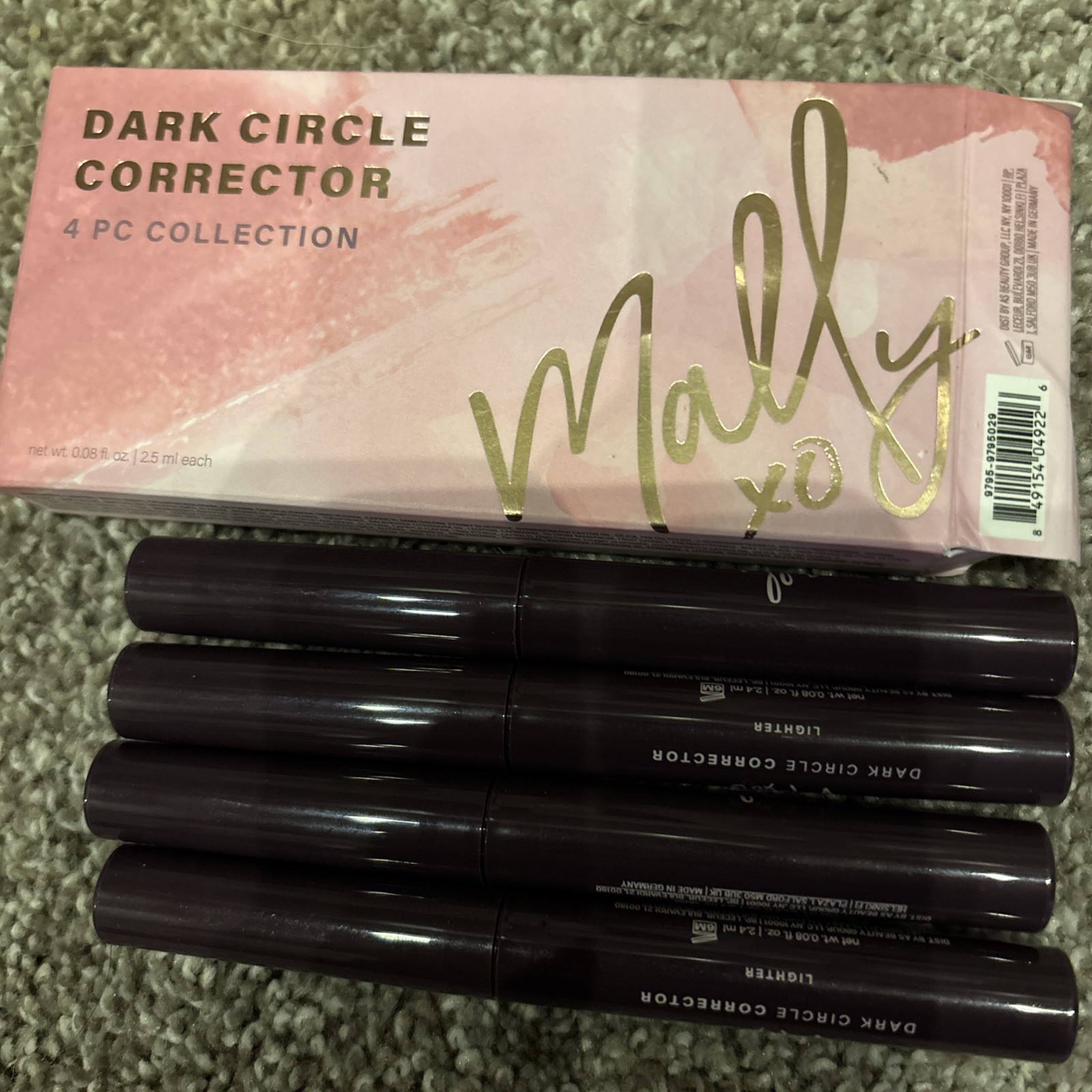 Mally 4 Piece Dark Circle Corrector Concealer 0.08 oz Lighter Discontinued NEW Mally 4 Piece Dark Circle Corrector Concealer 0.08 oz Lighter Discontinued NEW