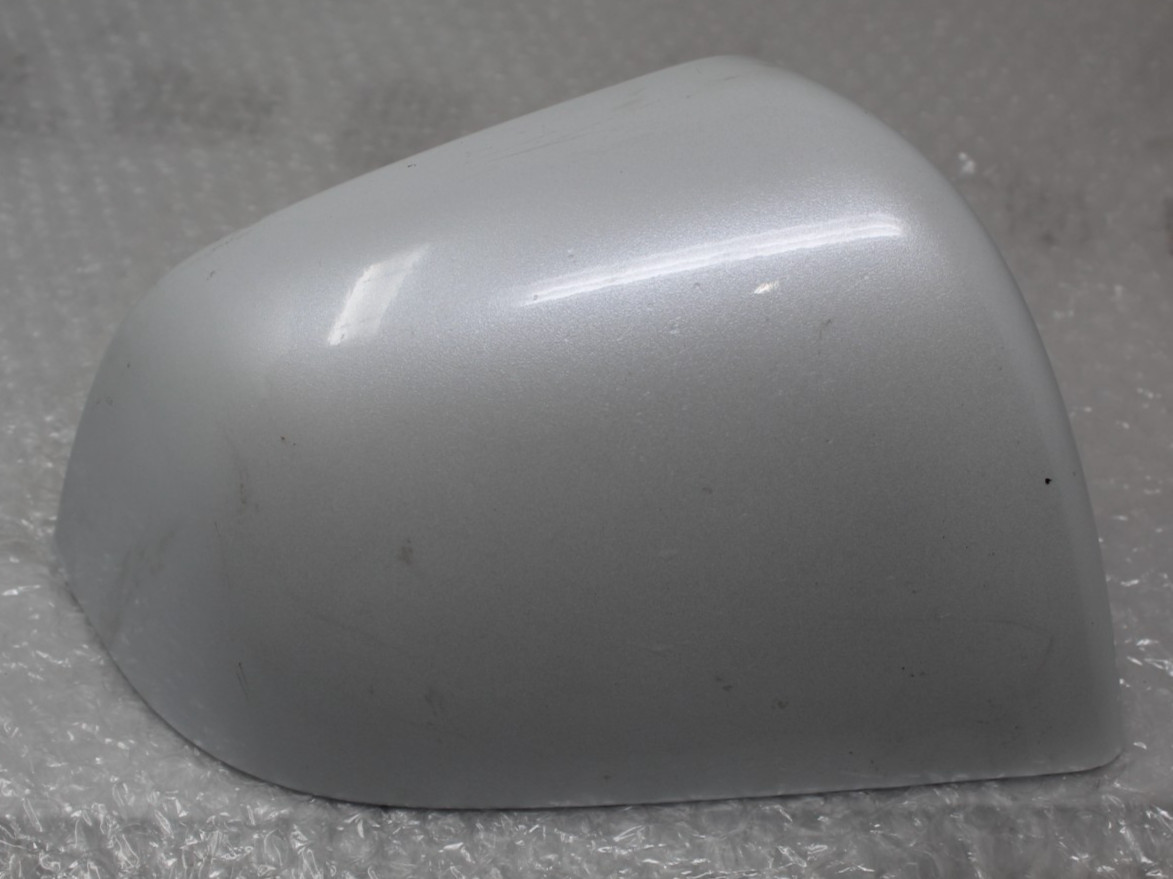 Genuine 2020-2024 Tesla Model Y Right Side Mirror Skull Cap 1495594-00-A OEM Genuine 2020-2024 Tesla Model Y Right Side Mirror Skull Cap 1495594-00-A OEM