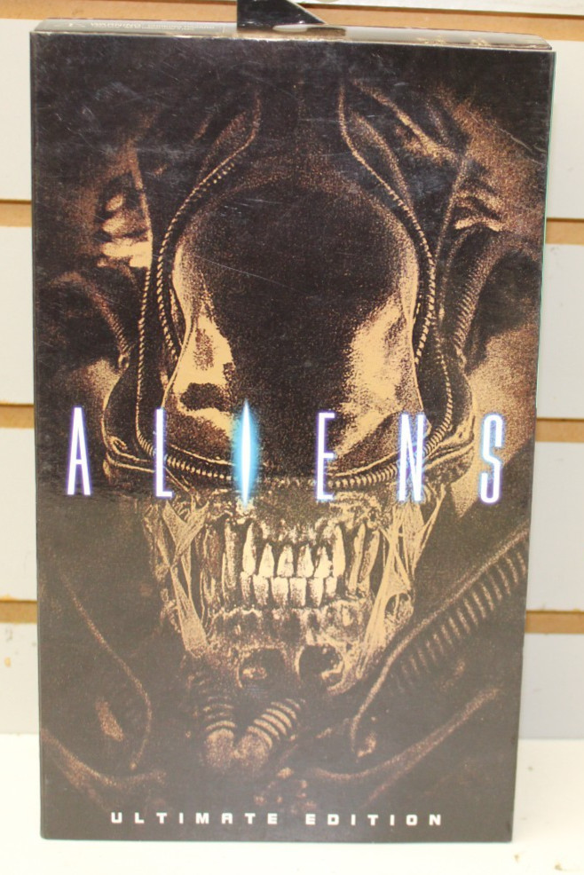 Alien’s Ultimate Edition (Neca, Aliens) **SEALED** Alien’s Ultimate Edition (Neca, Aliens) **SEALED**