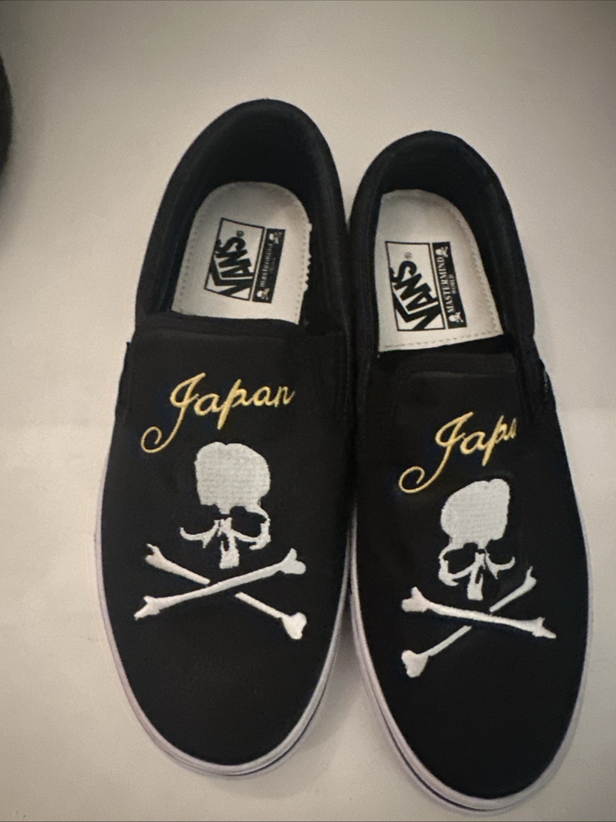Vans x Mastermind Japan Classic Slip-On Black Skull Men’s 8.5 Rare 2019 Vans x Mastermind Japan Classic Slip-On Black Skull Men’s 8.5 Rare 2019