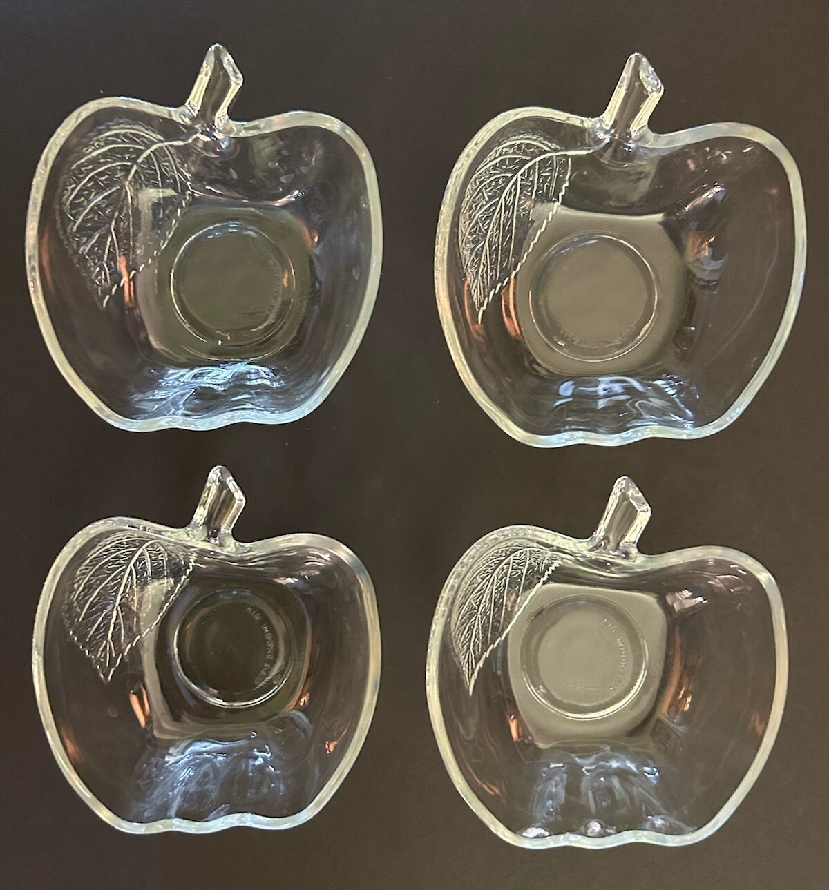 4 VINTAGE KIG Glass Apple Bowls Clear Embossed Leaf Excellent Condition 4 VINTAGE KIG Glass Apple Bowls Clear Embossed Leaf Excellent Condition