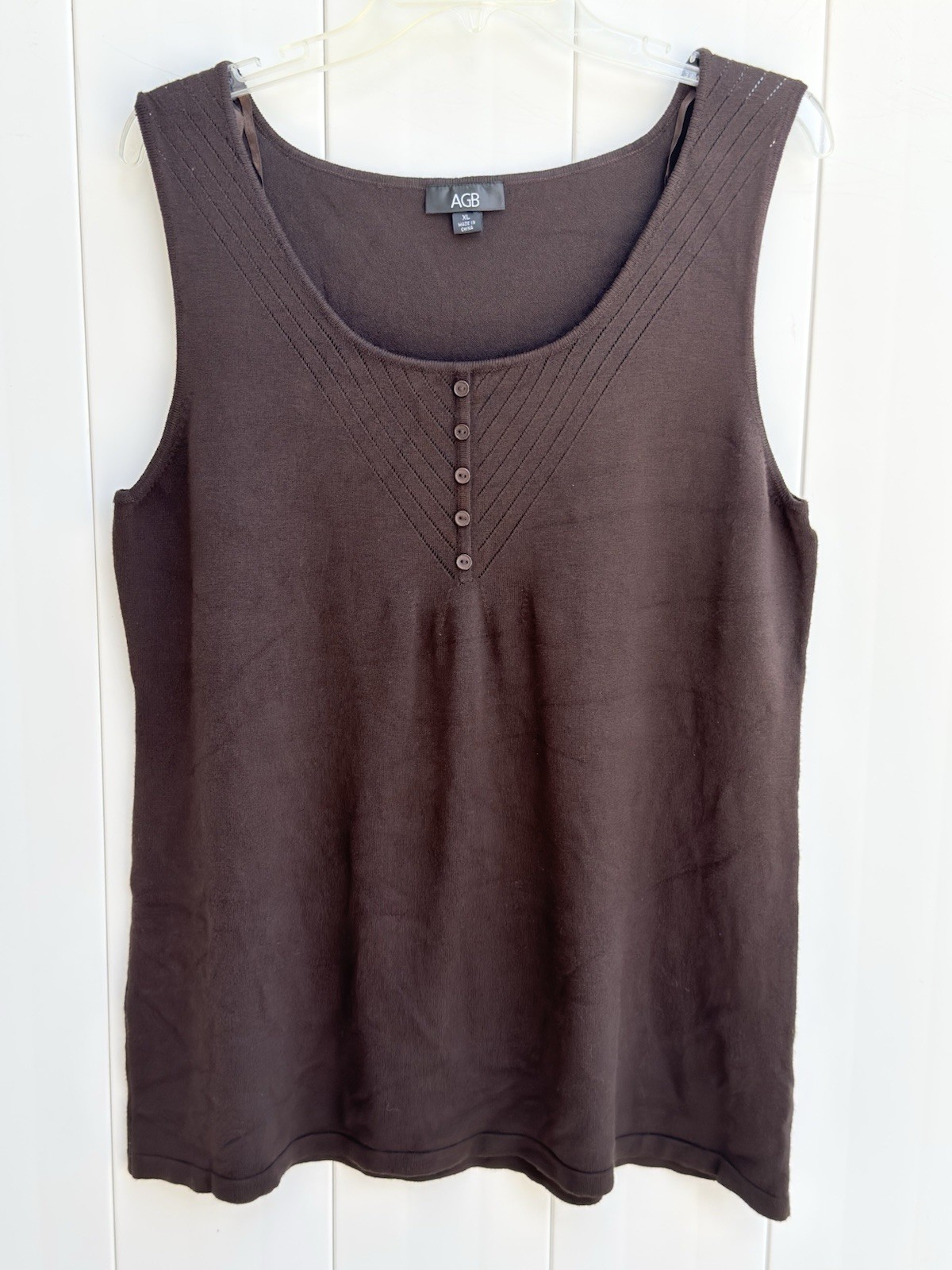 NWT AGB Chocolate Brown Sleeveless Lightweight Sweater Tank Top X-Large NWT AGB Chocolate Brown Sleeveless Lightweight Sweater Tank Top X-Large