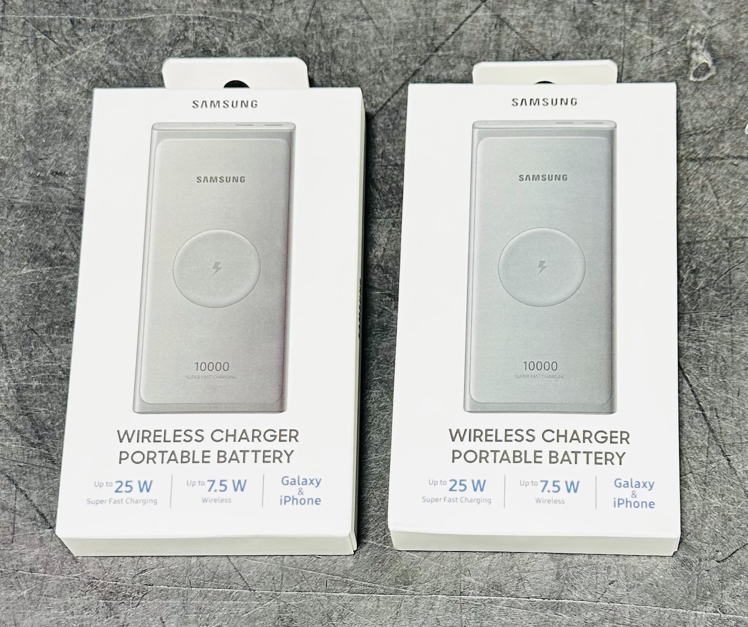 2x Samsung 2 in 1 Portable Fast Charge Wireless Charger Power Bank 10000mAh Gray