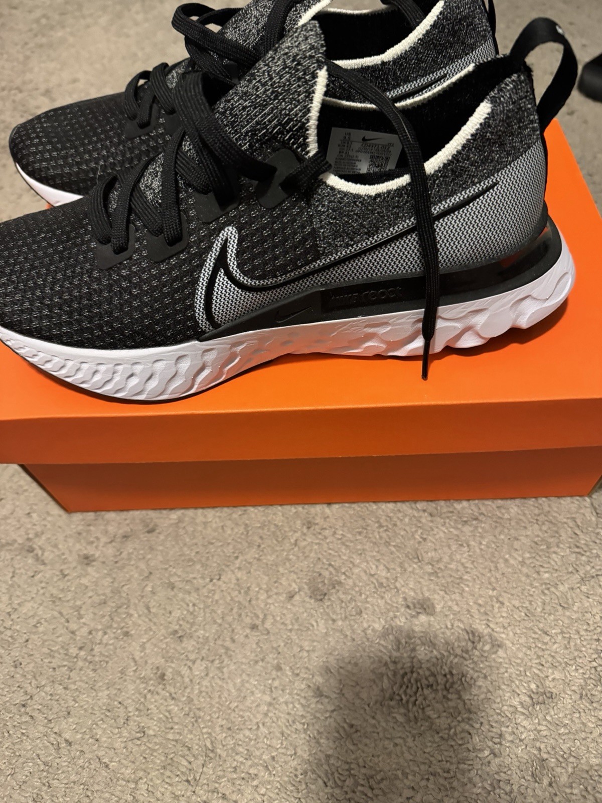 Nike React Infinity Run Flyknit Nike React Infinity Run Flyknit