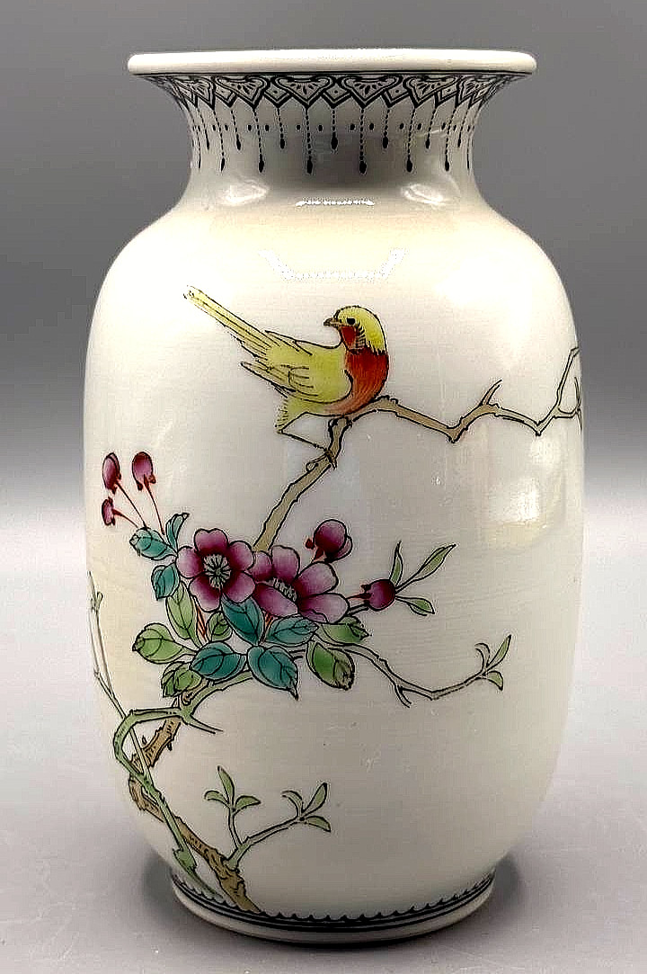 Vtg Chinese Porcelain Vase — Hand-Painted Bird & Blossom Floral Famille Rose Vtg Chinese Porcelain Vase — Hand-Painted Bird & Blossom Floral Famille Rose