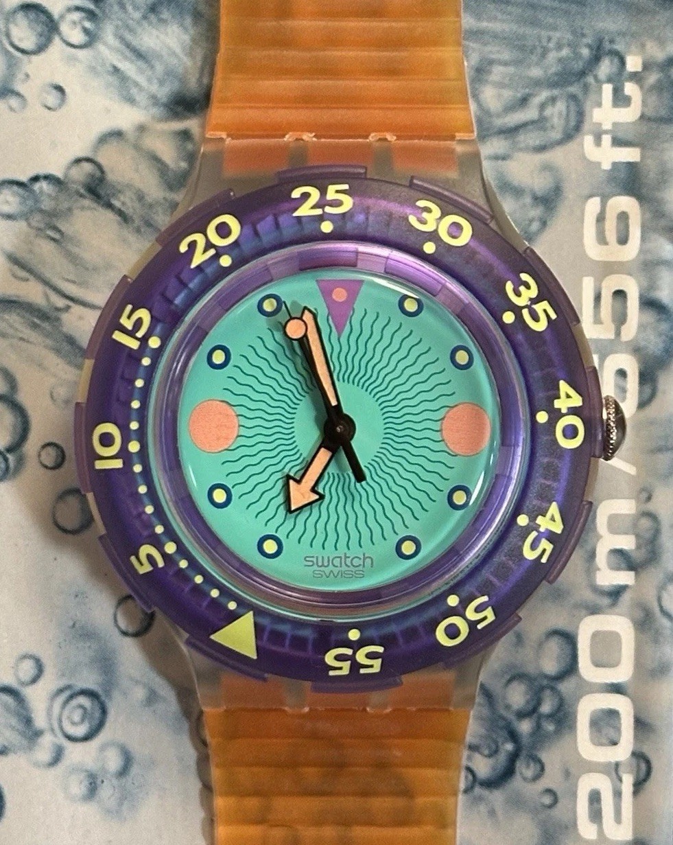 Vintage 1991 Swatch Scuba 200 Medusa SDK102 NOS New Battery w/ Box Papers