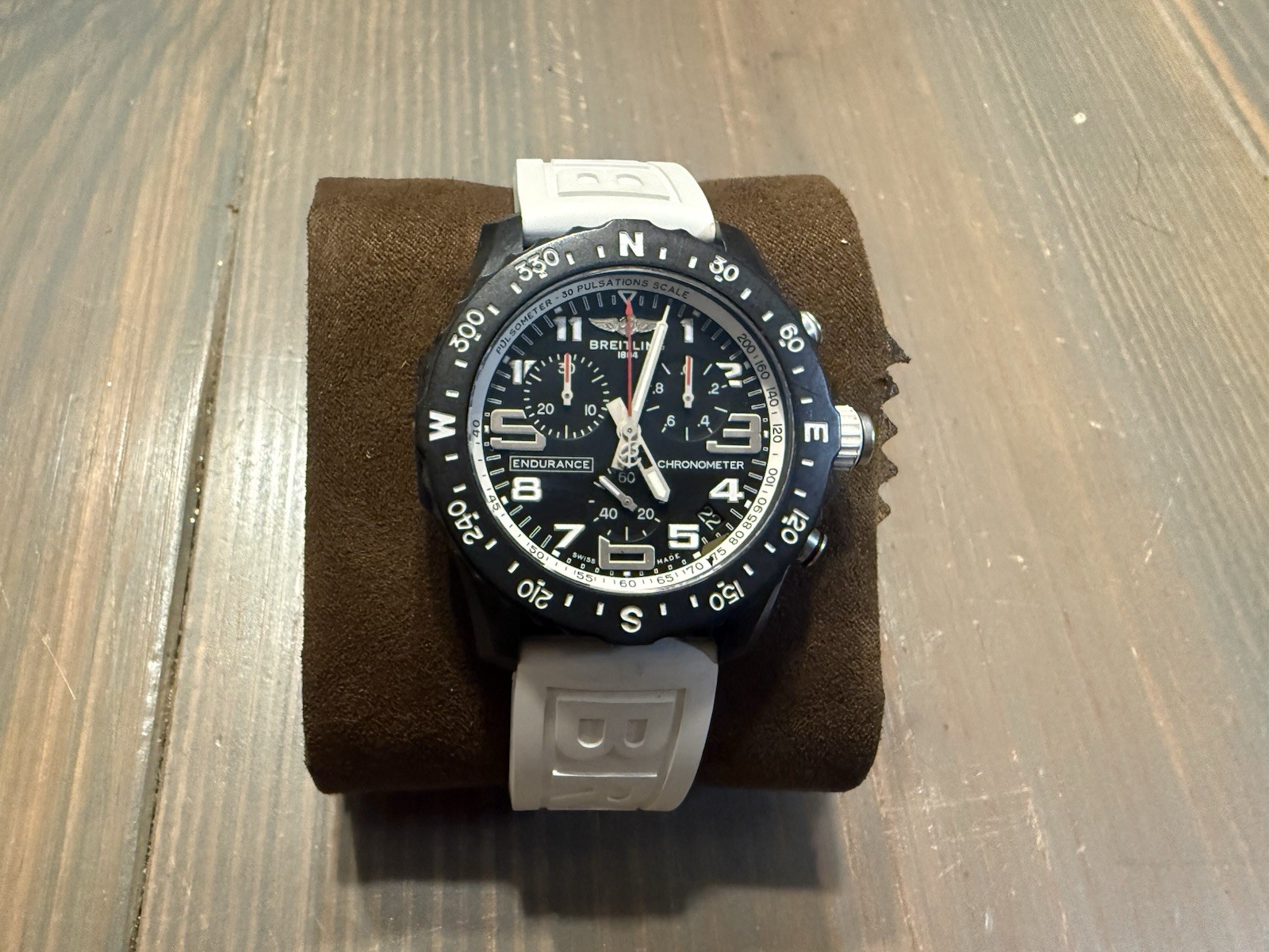 Breitling Endurance Pro X82310 SuperQuartz Chronometer Black Dial White Strap Breitling Endurance Pro X82310 SuperQuartz Chronometer Black Dial White Strap