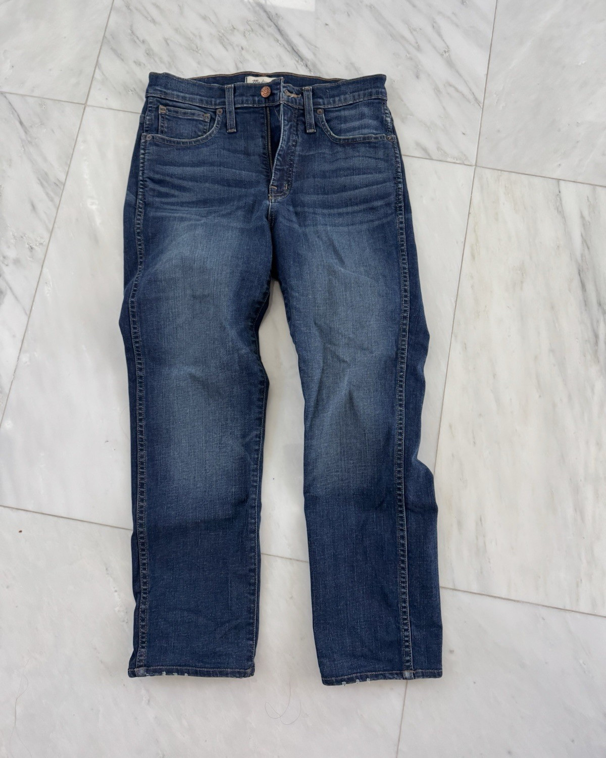 Madewell Women’s Blue Medium Wash Denim Slim Straight Jeans 27 Madewell Women’s Blue Medium Wash Denim Slim Straight Jeans 27