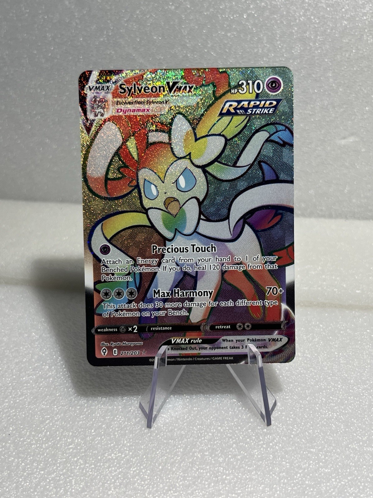 Sylveon VMAX (Secret) 211/203 SWSH07: Evolving Skies Holo