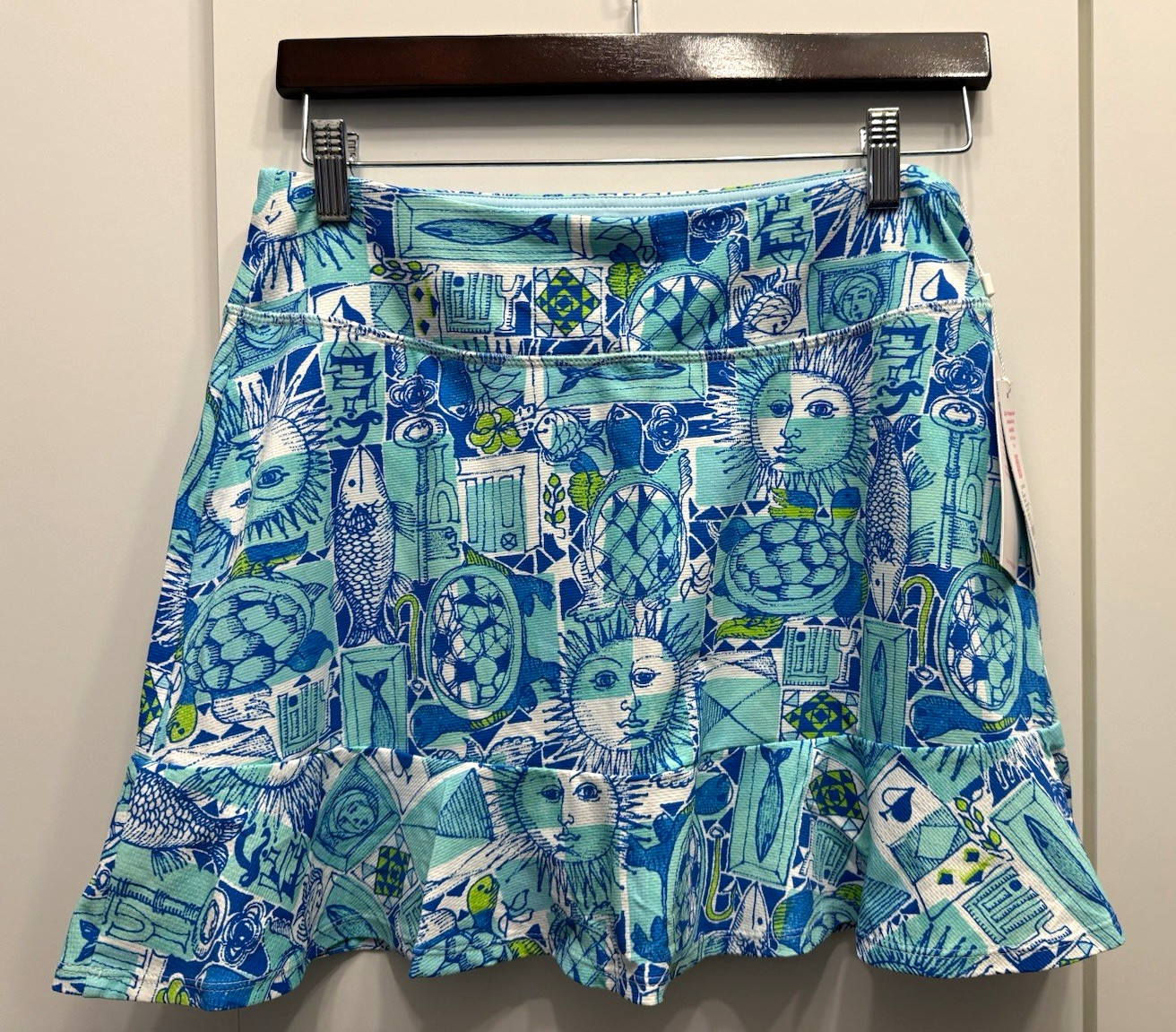Lilly Pulitzer Luxletic Zadora High Rise Skort M Pull-On Harlillyquin Print NWT Lilly Pulitzer Luxletic Zadora High Rise Skort M Pull-On Harlillyquin Print NWT