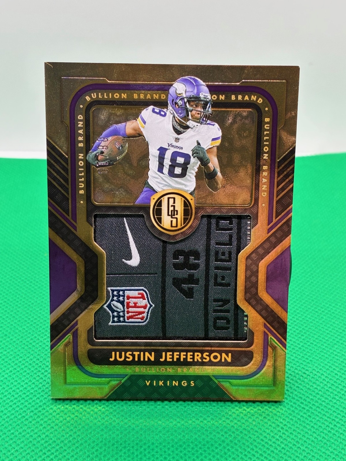 2023 Panini Gold Standard Justin Jefferson Bullion Brand Tag /10 #BBT-5 2023 Panini Gold Standard Justin Jefferson Bullion Brand Tag /10 #BBT-5