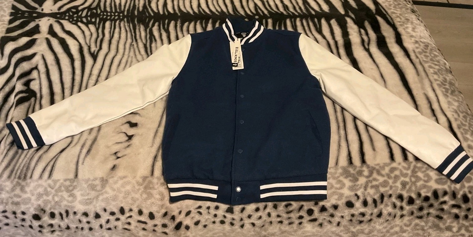 Rebel Minds Varsity Jacket MEDIUM Rebel Minds Varsity Jacket MEDIUM
