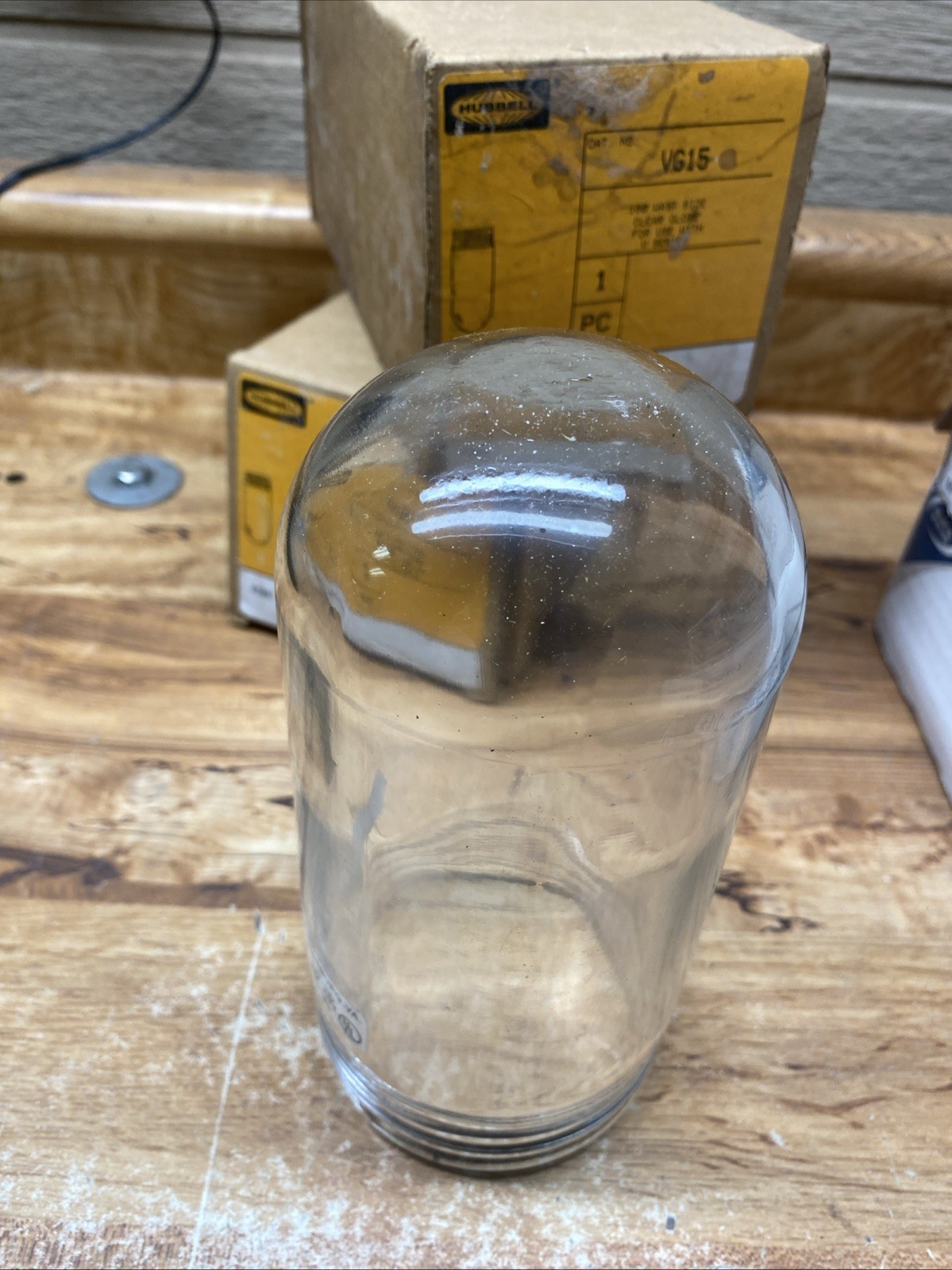 Hubbell VG15, 100 Watt Clear Globe Bulb, lot of 2