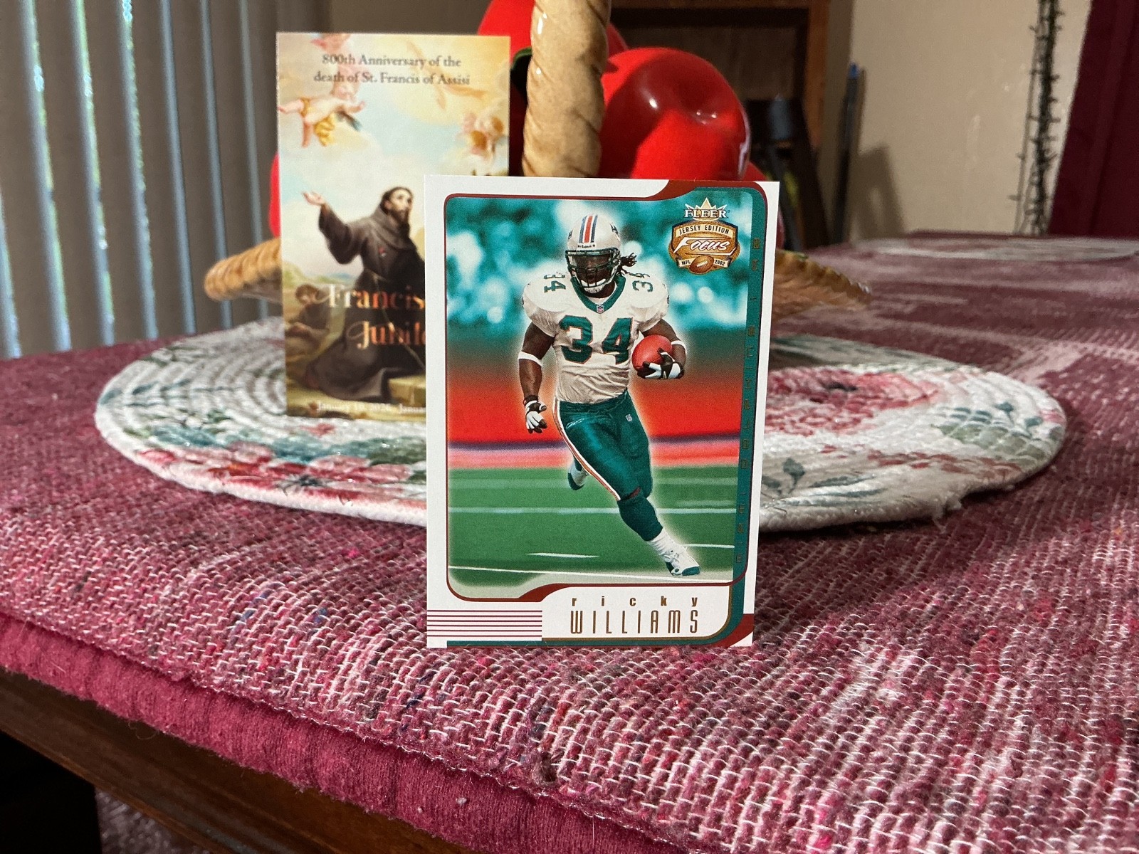 2002 Fleer Focus Jersey Edition Ricky Williams /134 2002 Fleer Focus Jersey Edition Ricky Williams /134