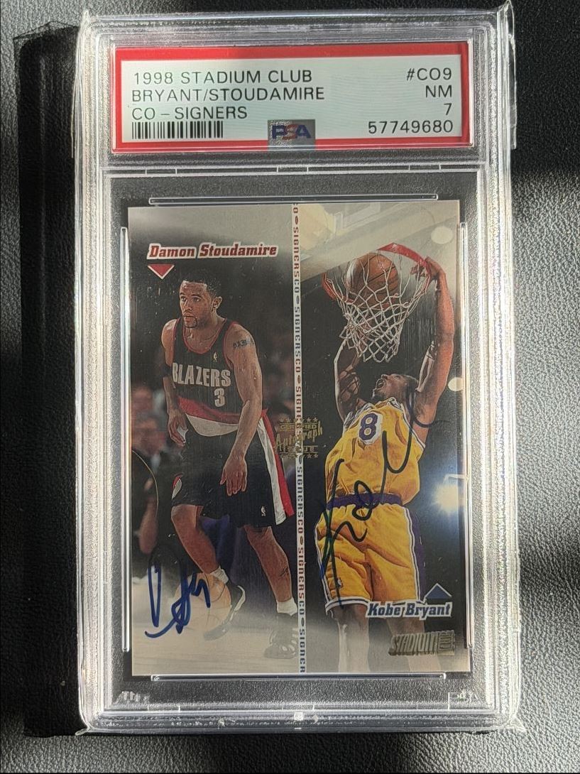 1998-99 Topps Stadium Club Co-Signers Auto Kobe Bryant/Stoudamire PSA 7 Los 1998-99 Topps Stadium Club Co-Signers Auto Kobe Bryant/Stoudamire PSA 7 Los