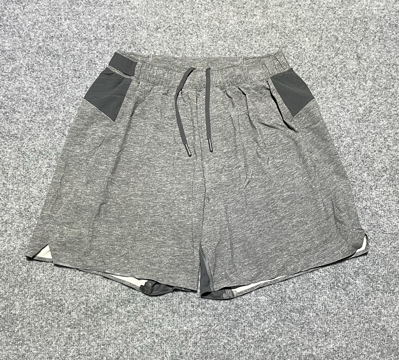 Lululemon Men\'s Activewear Shorts Size Small Drawstring Elastic Lululemon Men\'s Activewear Shorts Size Small Drawstring Elastic
