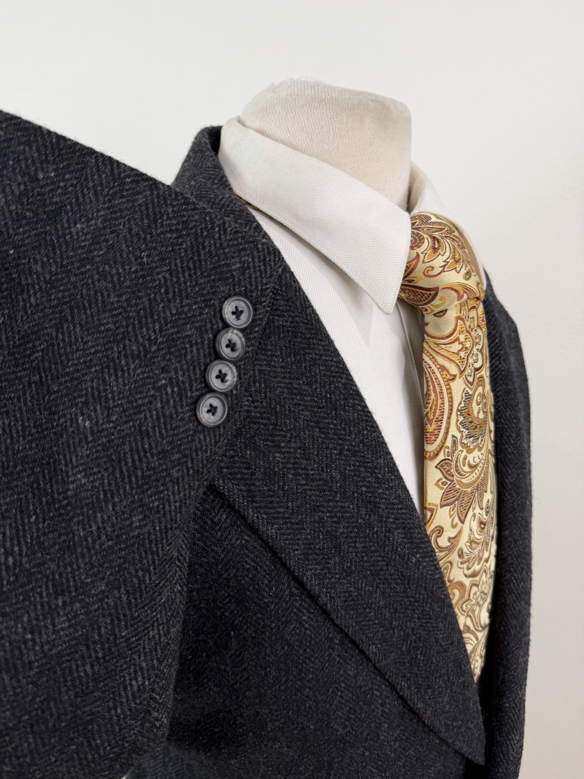 Vintage Bespoke Men’s Charcoal Herringbone Wool Tweed Sport Coat 48 R USA Made Vintage Bespoke Men’s Charcoal Herringbone Wool Tweed Sport Coat 48 R USA Made