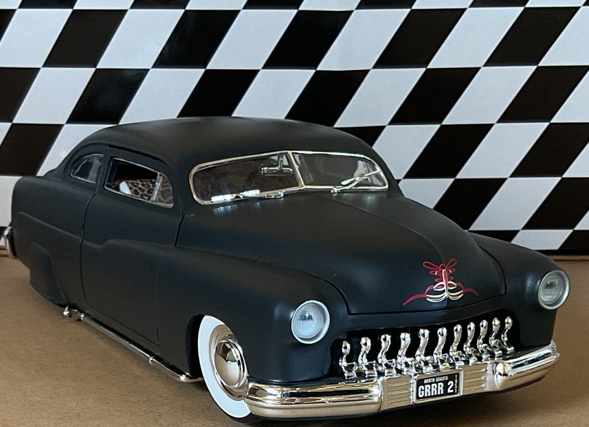ERTL AMERICAN MUSCLE 1951 Mercury Coupe, 1:18 Matte Black, Rat Rod Style Finish ERTL AMERICAN MUSCLE 1951 Mercury Coupe, 1:18 Matte Black, Rat Rod Style Finish