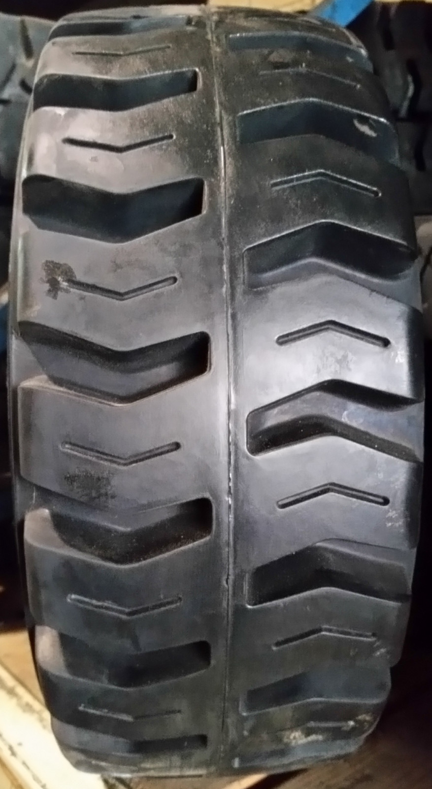 21x7x15 tires Super Solid IDL forklift press-on traction tire USA Made 21715