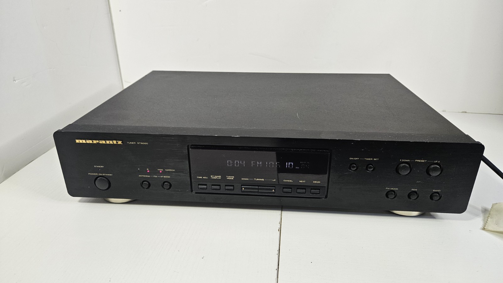 Marantz ST6000 AM/FM Stereo Tuner with RDS Black Excellent Condition PAT Tested Marantz ST6000 AM/FM Stereo Tuner with RDS Black Excellent Condition PAT Tested