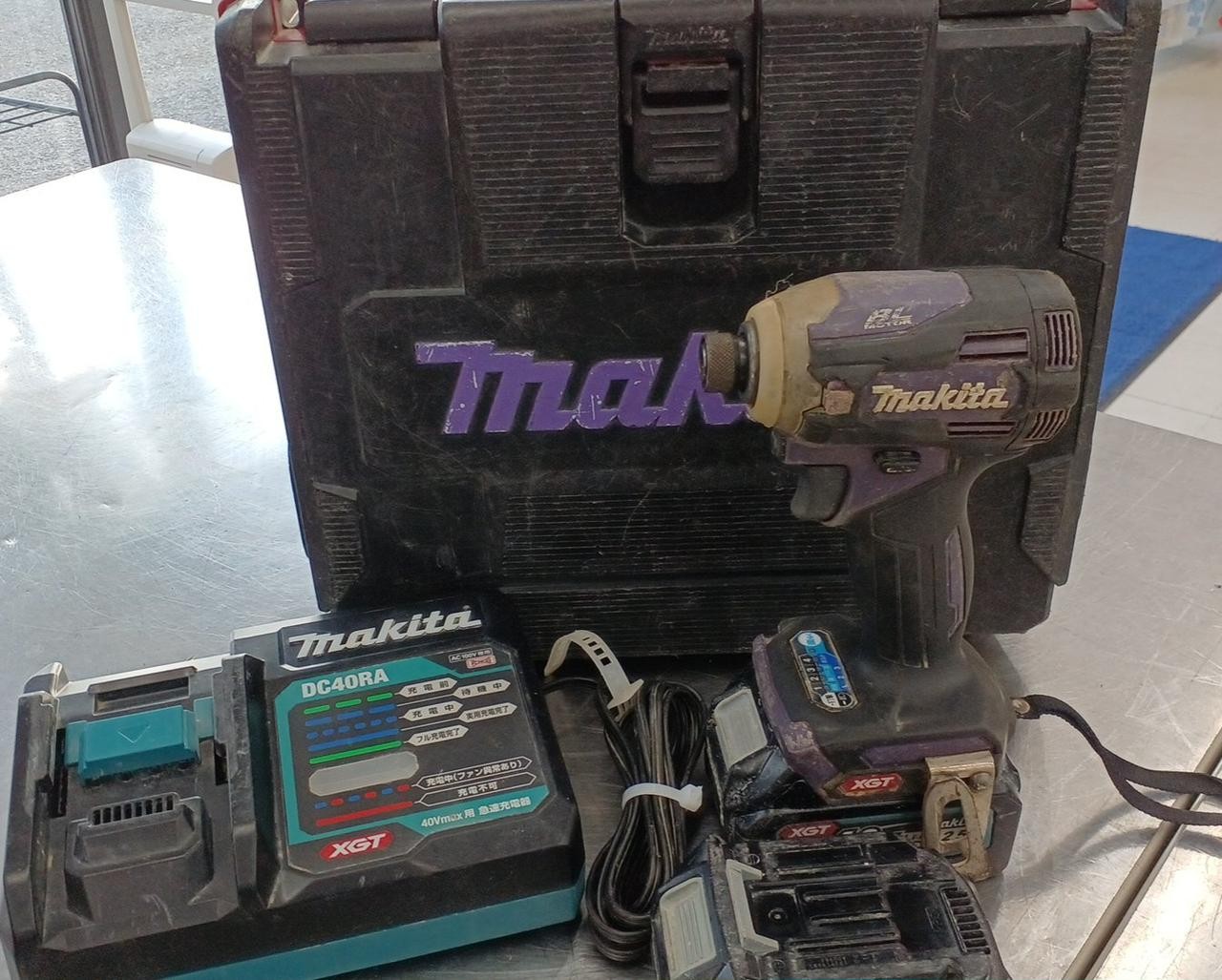 Makita TD001G 40Vmax Impact Driver Purple Set w/ Battery Charger Case Tested