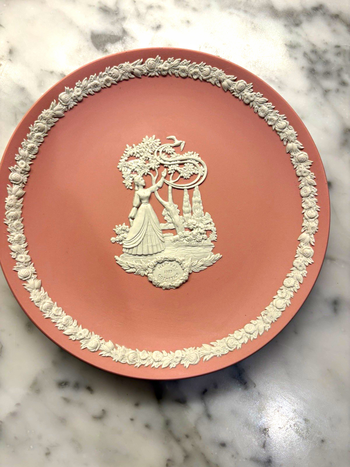 Wedgwood Pink & White Jasperware Mary Kay Cosmetics 1983 Bas-Relief Plate Wedgwood Pink & White Jasperware Mary Kay Cosmetics 1983 Bas-Relief Plate