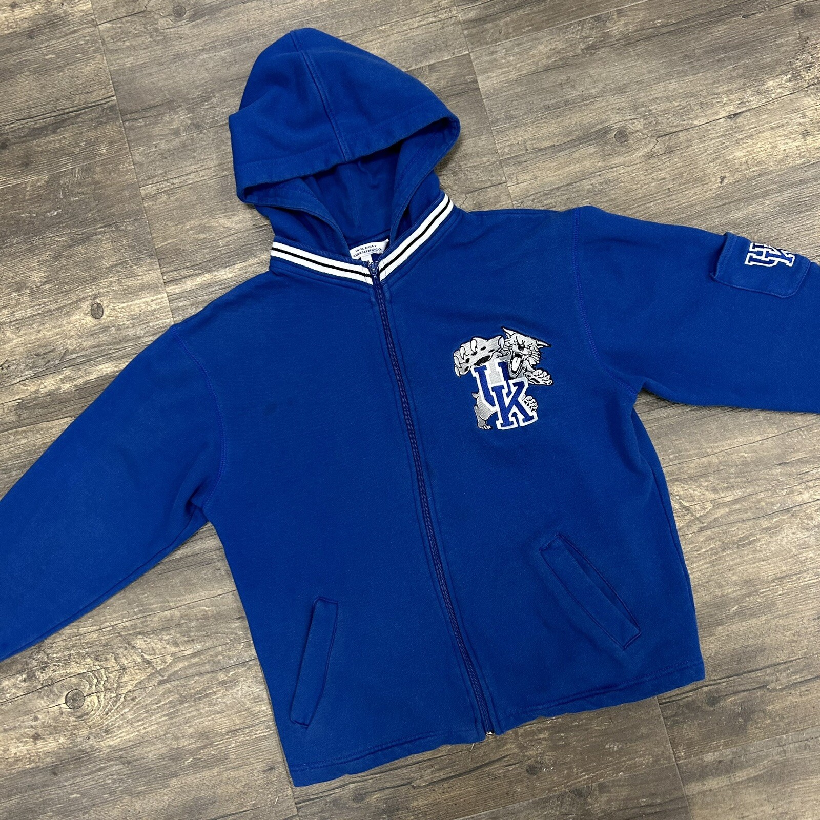 Vintage Wildcat Clothing Co Women\'s Kentucky Wildcats Full Zip Hoodie Medium Vintage Wildcat Clothing Co Women\'s Kentucky Wildcats Full Zip Hoodie Medium