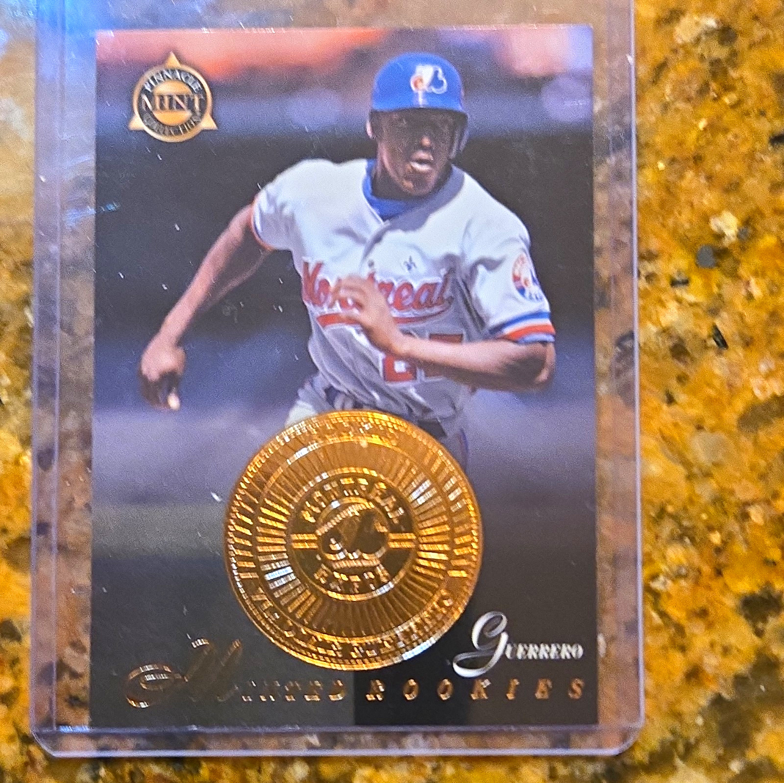 Pinnacle/Upper Deck 1997 Vladimir Guerrero Expos RC 2-Card Lot #27 #509 Pinnacle/Upper Deck 1997 Vladimir Guerrero Expos RC 2-Card Lot #27 #509