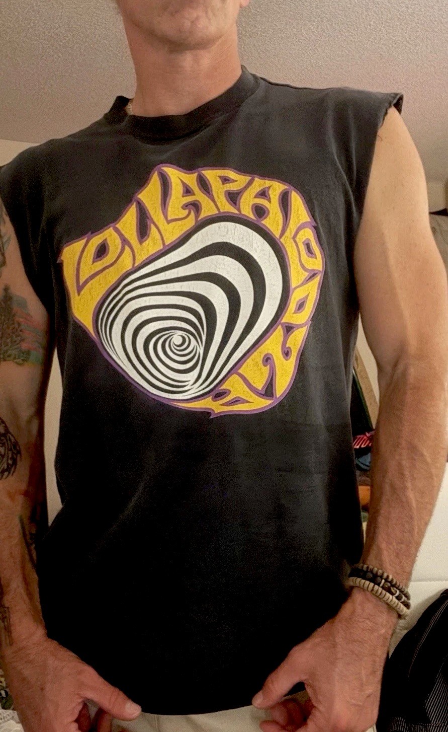 Vintage 1992 Lollapalooza Cut Off Muscle T Shirt Lrg Black Grunge GIANT Vintage 1992 Lollapalooza Cut Off Muscle T Shirt Lrg Black Grunge GIANT