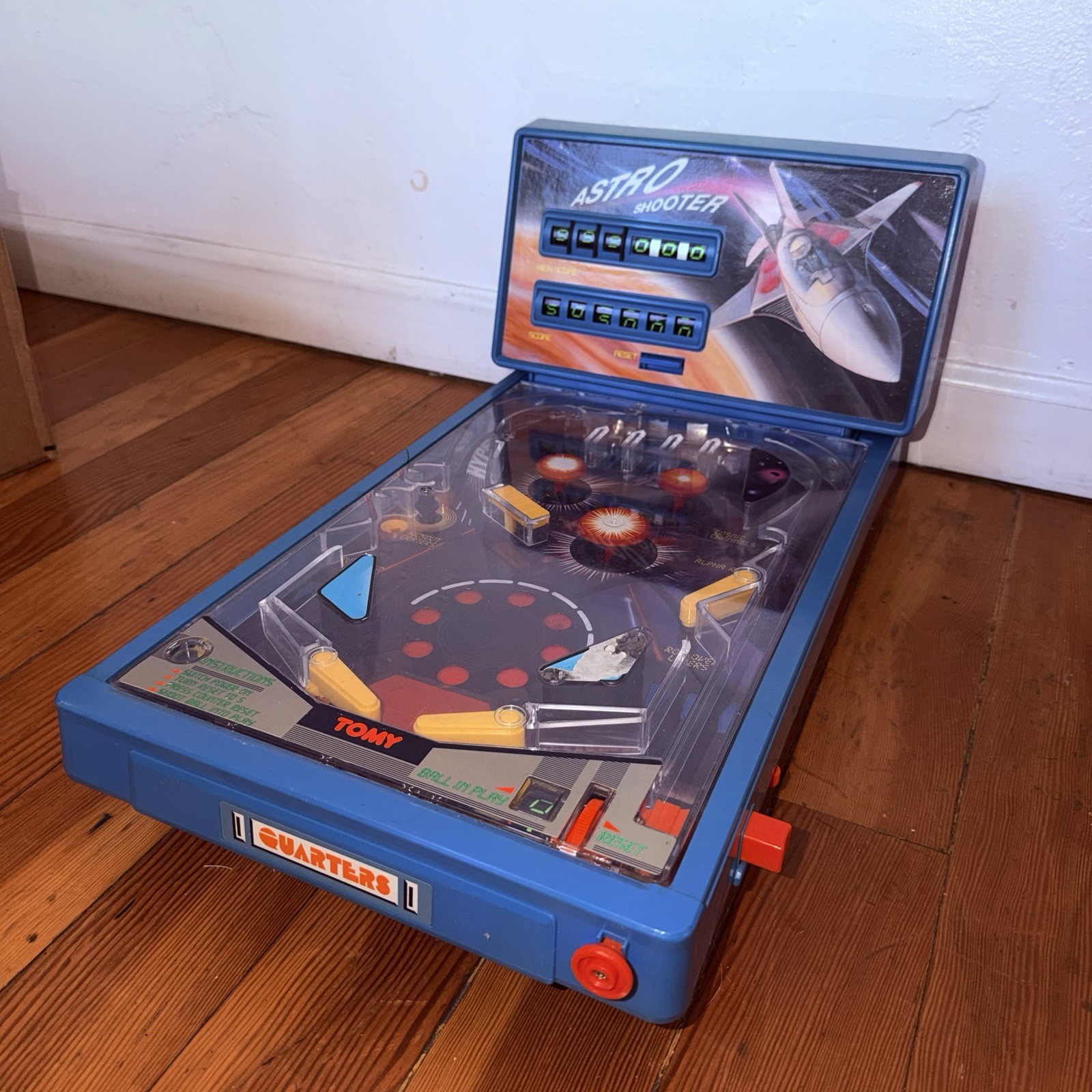 VERY RARE VINTAGE 1983 TOMY ASTRO SHOOTER TABLETOP PINBALL GAME BLUE