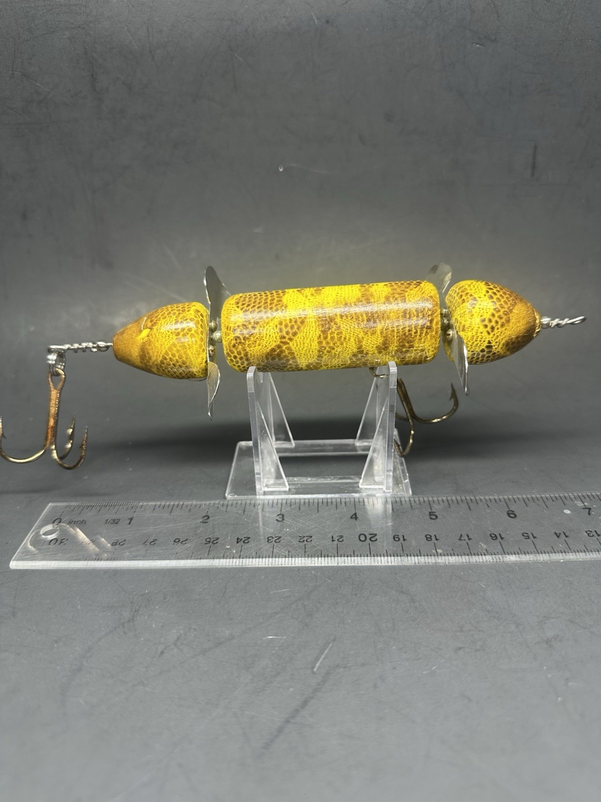 Wood Musky Topwater - Lace Pattern - Unknown Maker