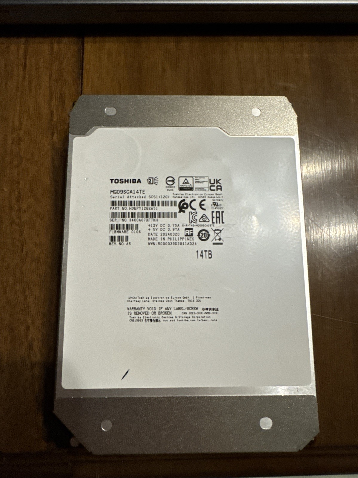 Toshiba MG09SCA14TE Toshiba MG09SCA14TE