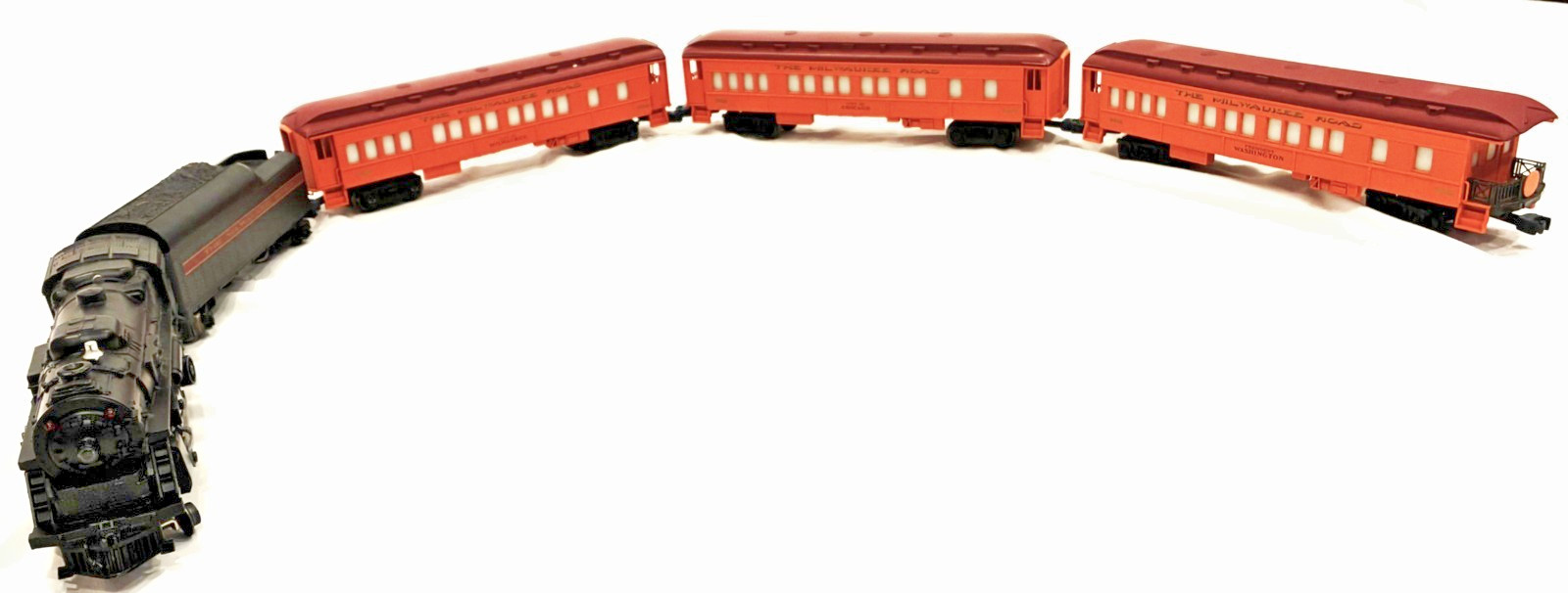 Lionel No. 1387 Milwaukee Special Passenger set, New test run. Lionel No. 1387 Milwaukee Special Passenger set, New test run.