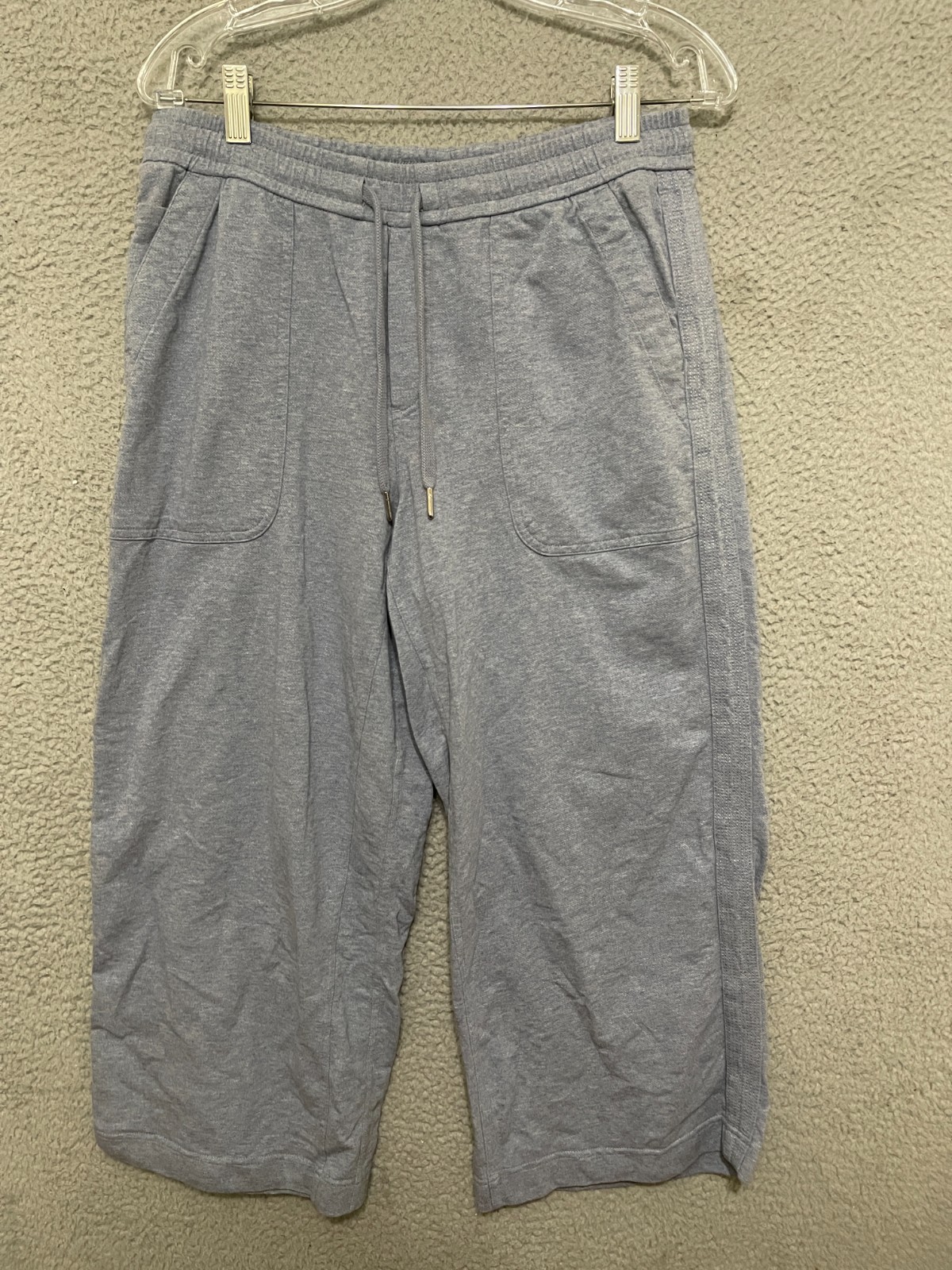 Athleta Farallon Heathered Wide Leg Crop Pants Size 10 Light Blue Adult Heather Athleta Farallon Heathered Wide Leg Crop Pants Size 10 Light Blue Adult Heather