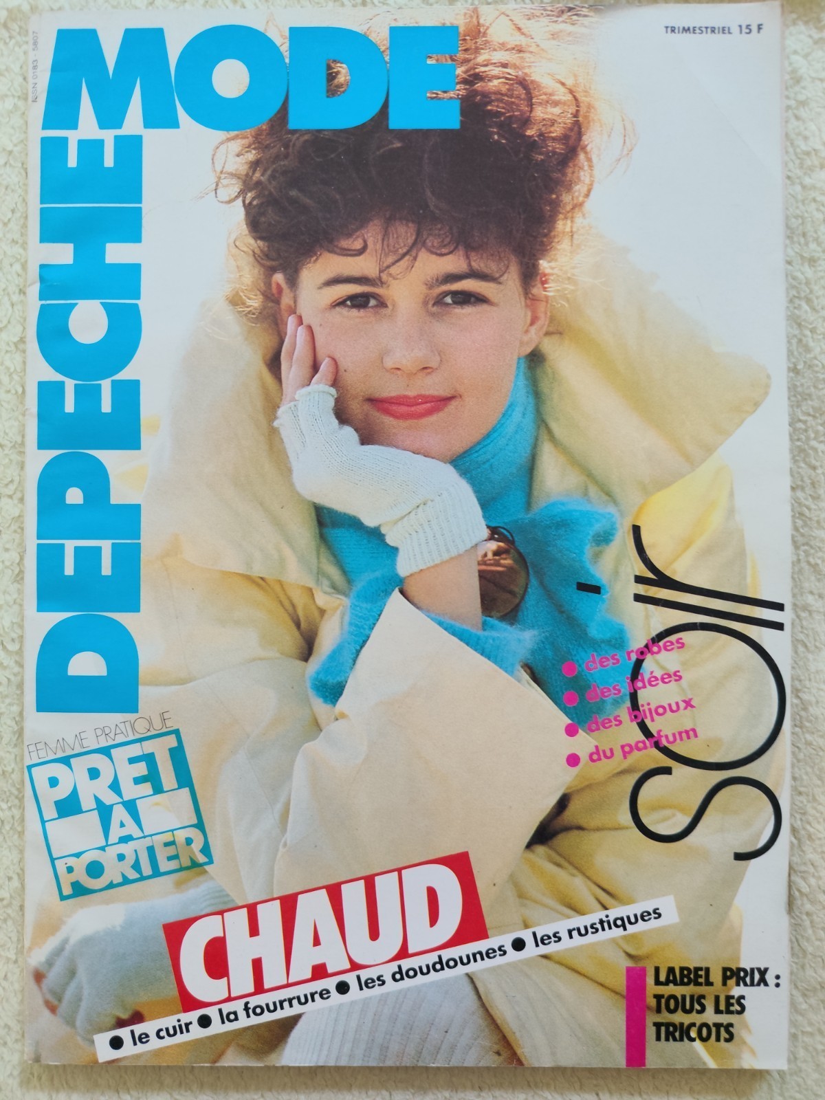 Dépêche Mode French Magazine – Winter Fashion, Knitwear & Fur – Vintage...